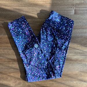 Lululemon ‘19 Seawheeze Fast & free 23” size 8
